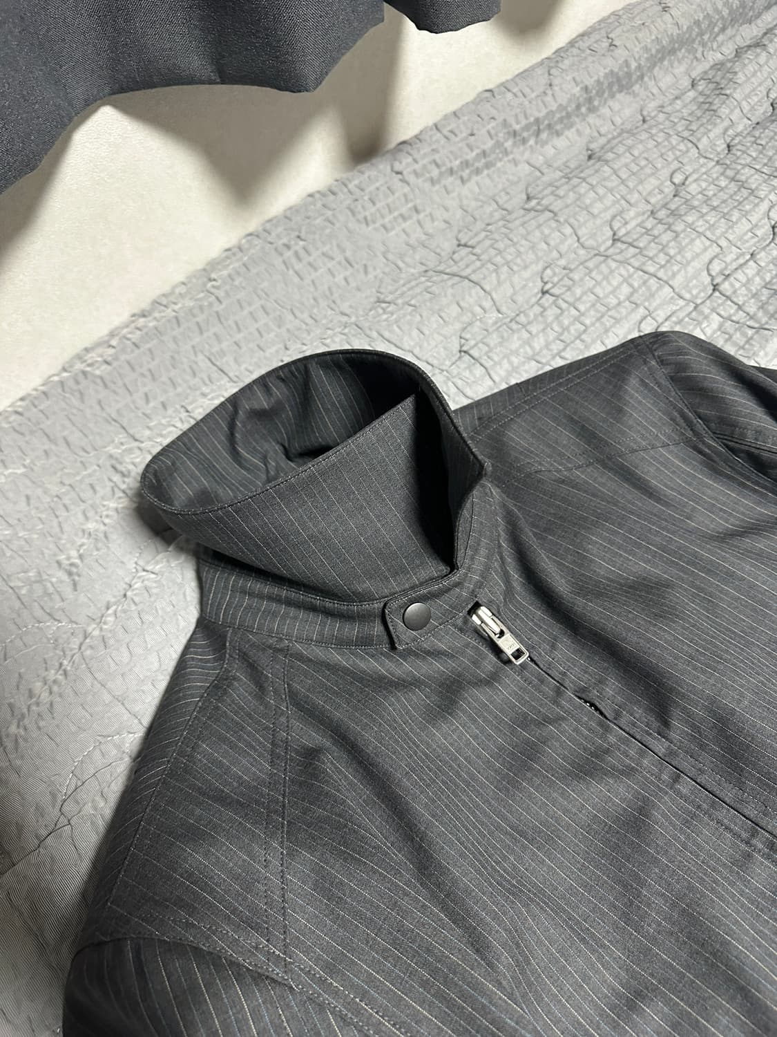 알렌느 스트라이프 크롭자켓 상품이미지2