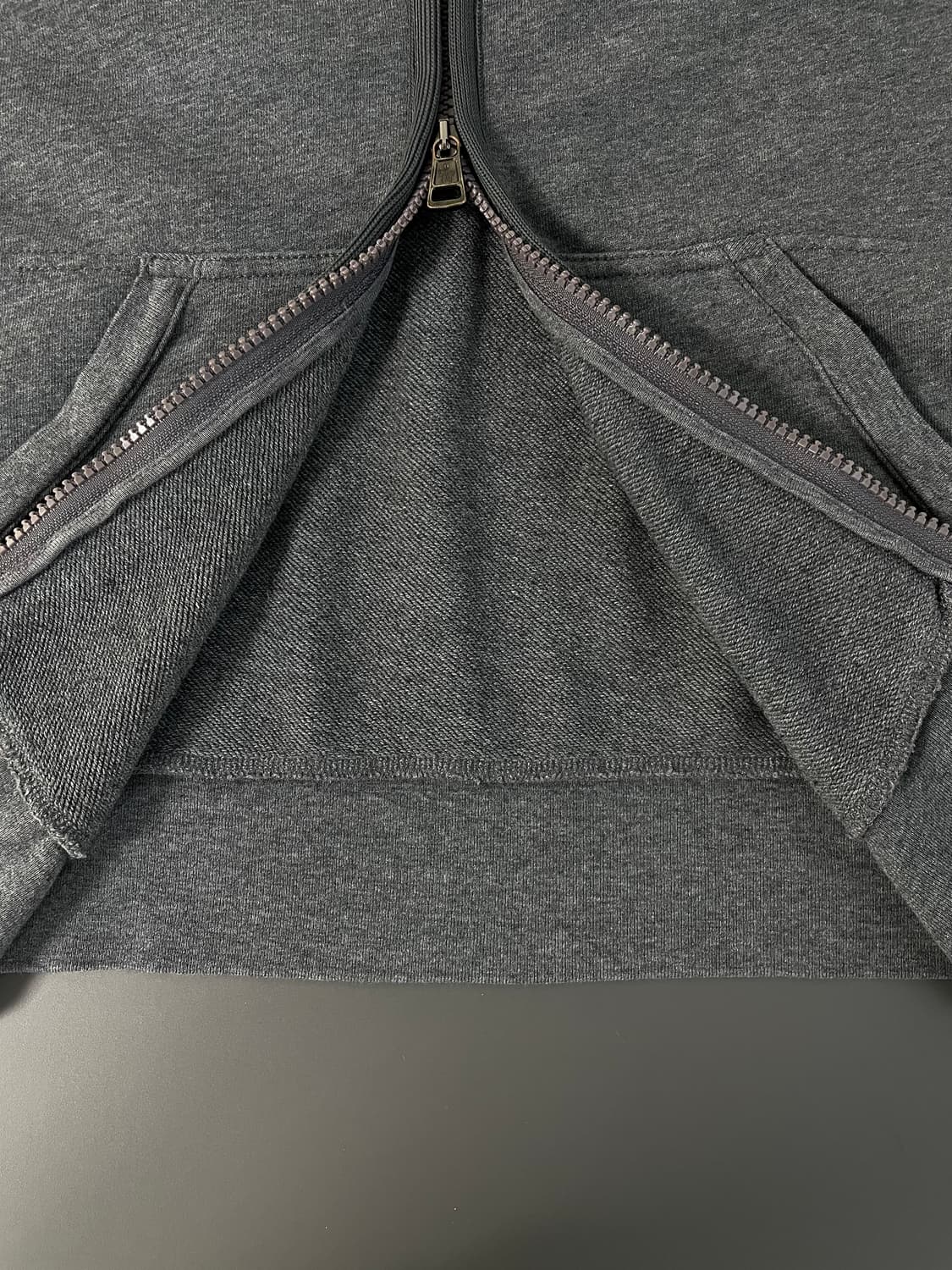 [M] 몽클레어 여성 와펜 패치 삼선 후드 집업 상품이미지6