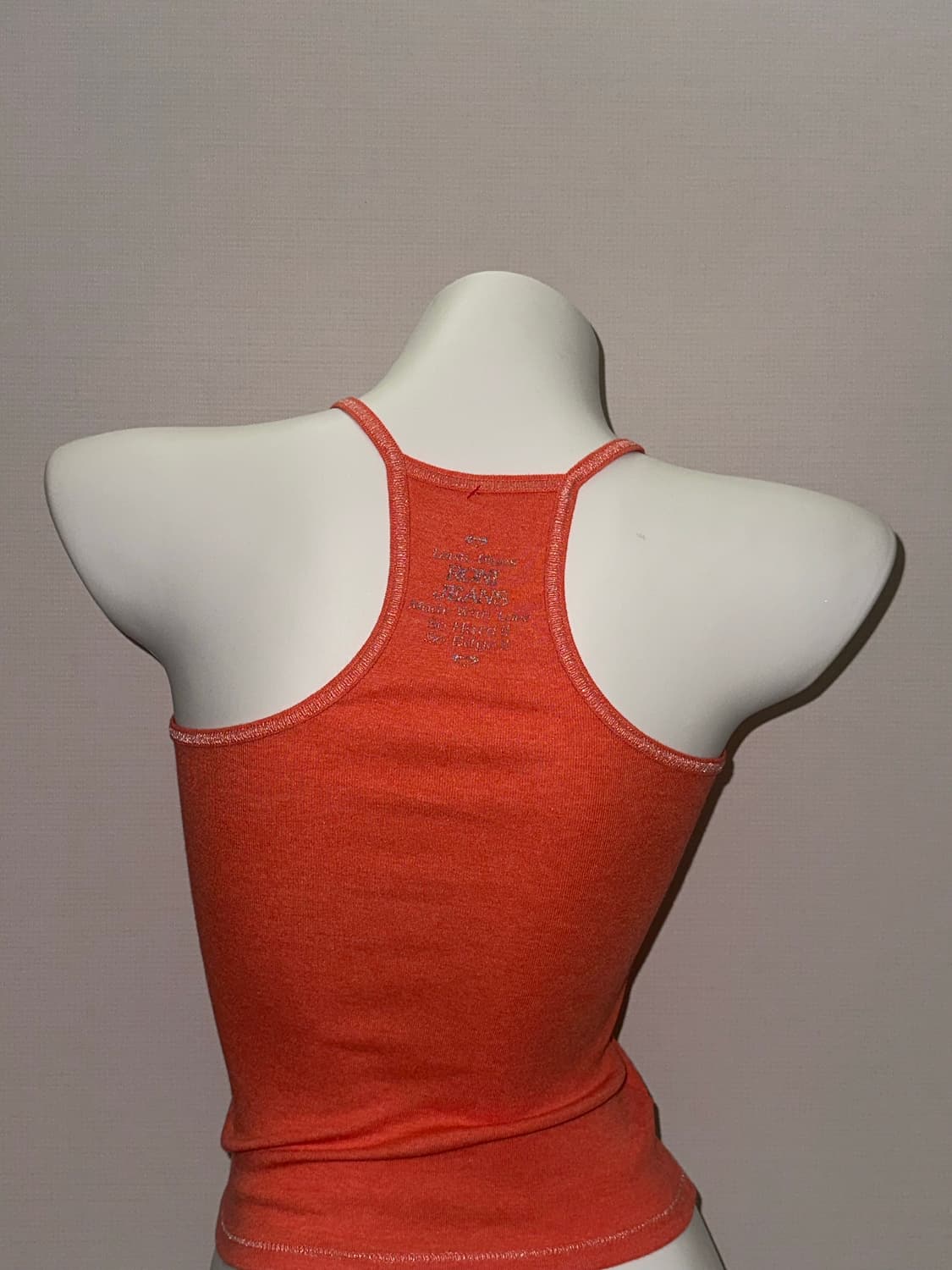 빈티지 레터 프린팅 크롭 슬리브리스 상품이미지4