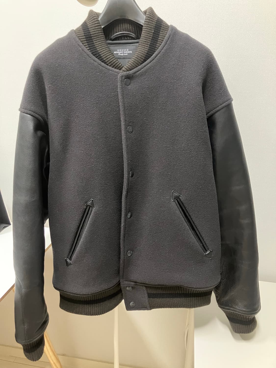 UNUSED US2449 STADIUM JACKET (CHARCOAL / 상품이미지2