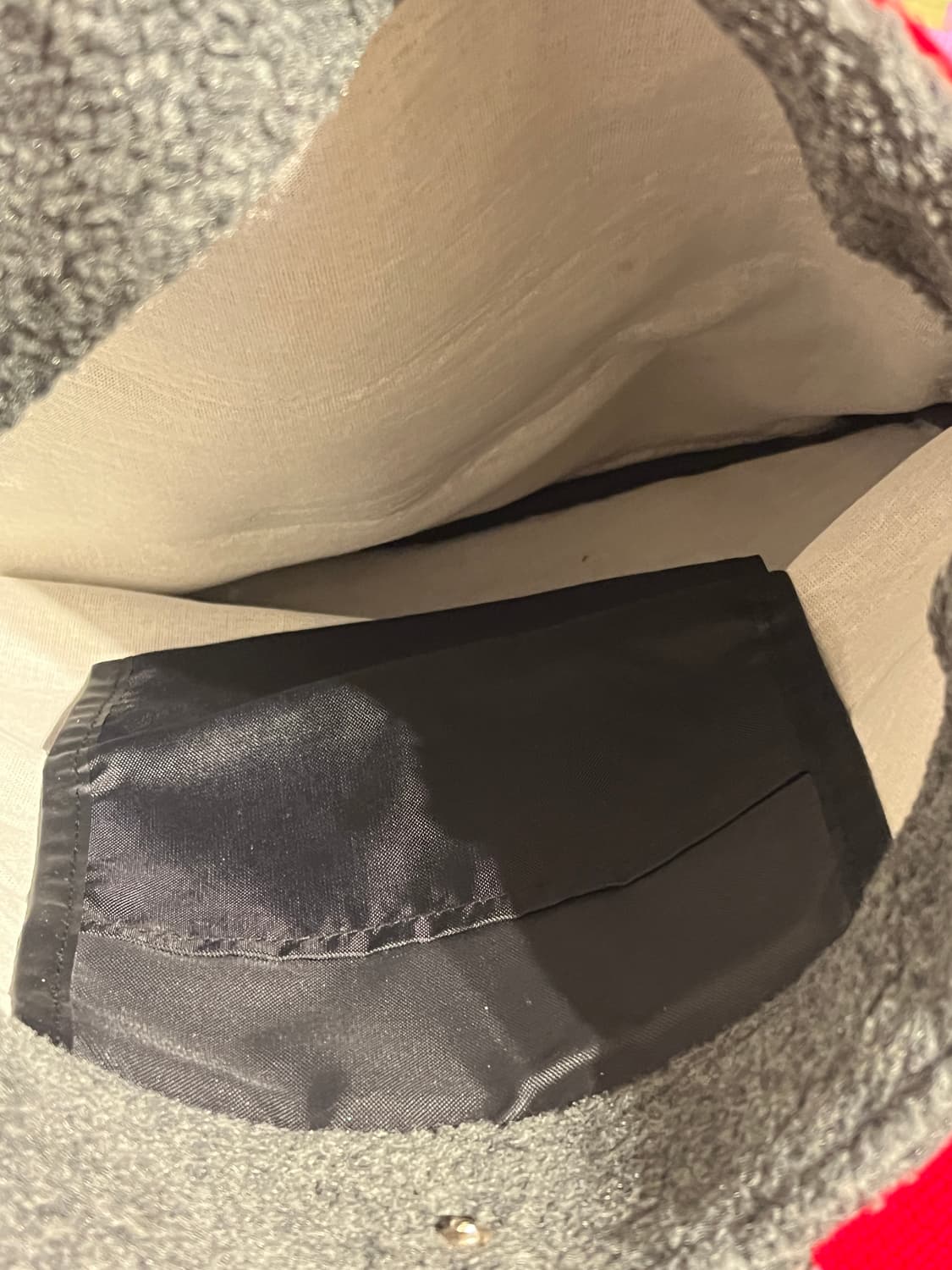 후리스재질 그레이 핸드백 ⭐️ 상품이미지7