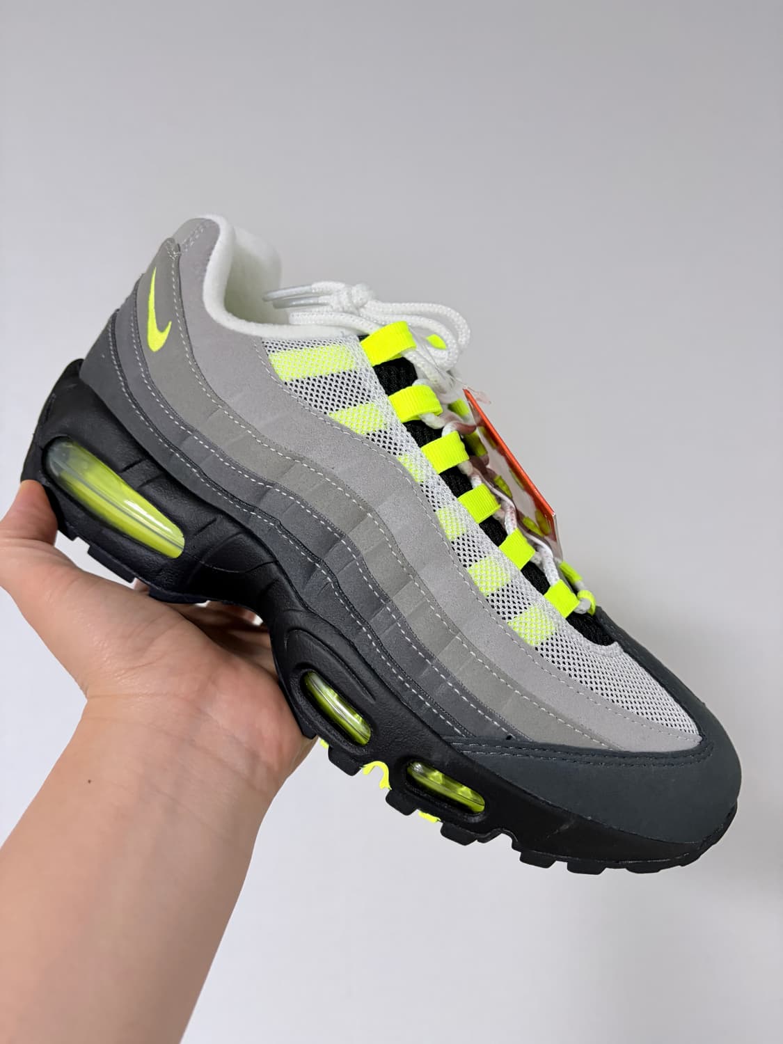 에어맥스95 네온 270 상품이미지1
