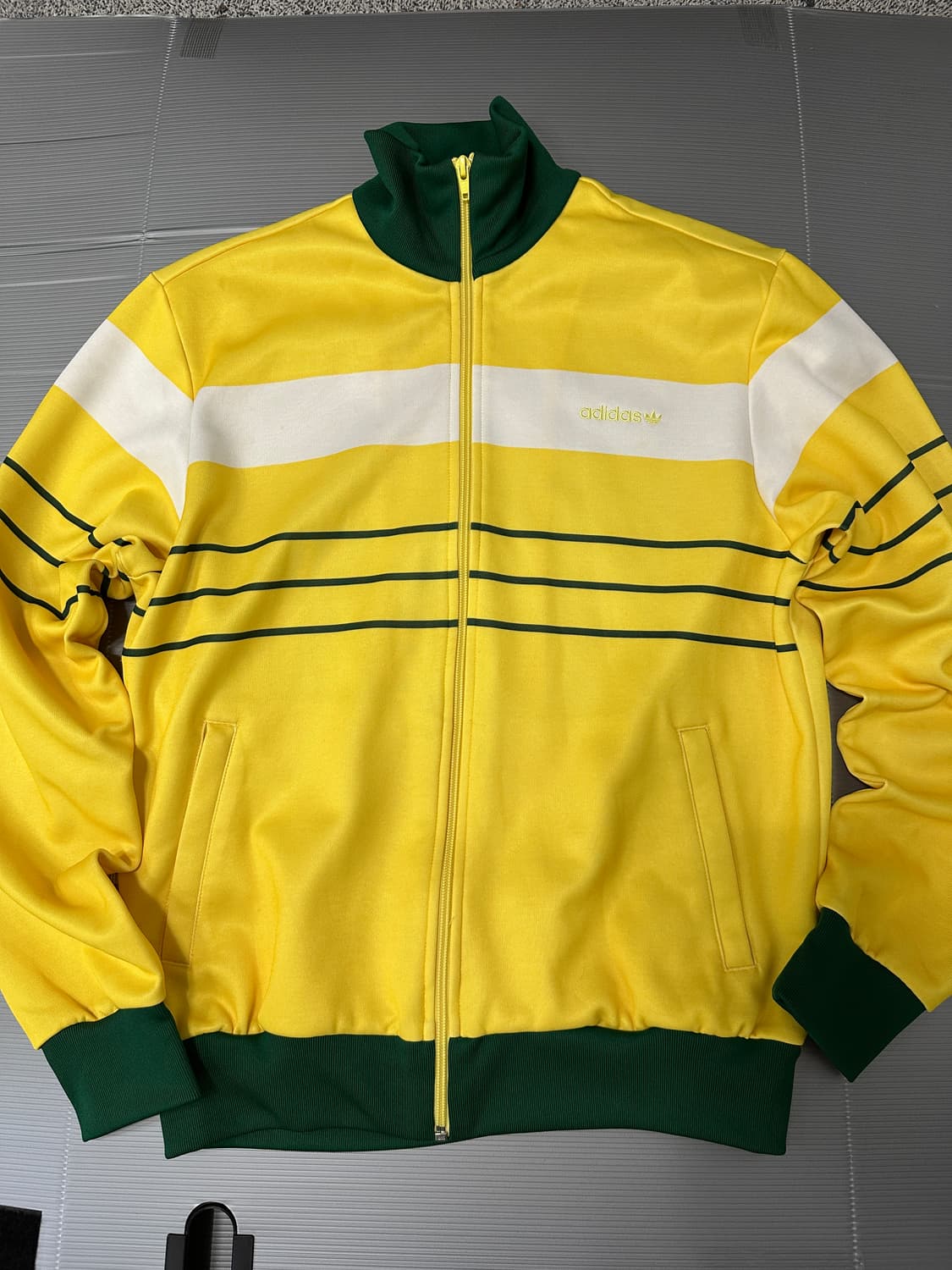 아디다스 트랙탑 져지 옐로우 그린 105 상품이미지1