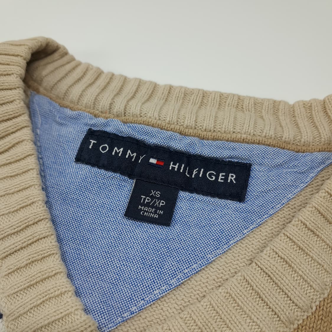 CL320 XS 타미힐피거 00s 코튼 아가일 브이넥 조끼 니트 상품이미지3