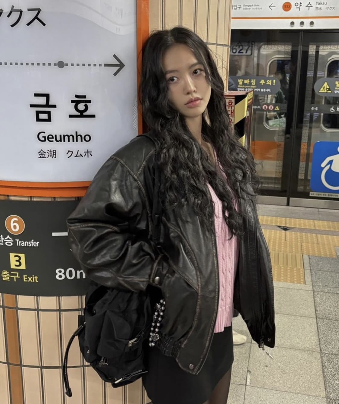 페일제이드 레더 패디드 봄버 점퍼 블랙 상품이미지2