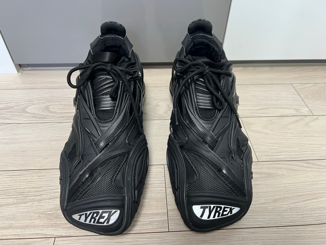 발렌시아가 타이렉스 블랙(43) 상품이미지2