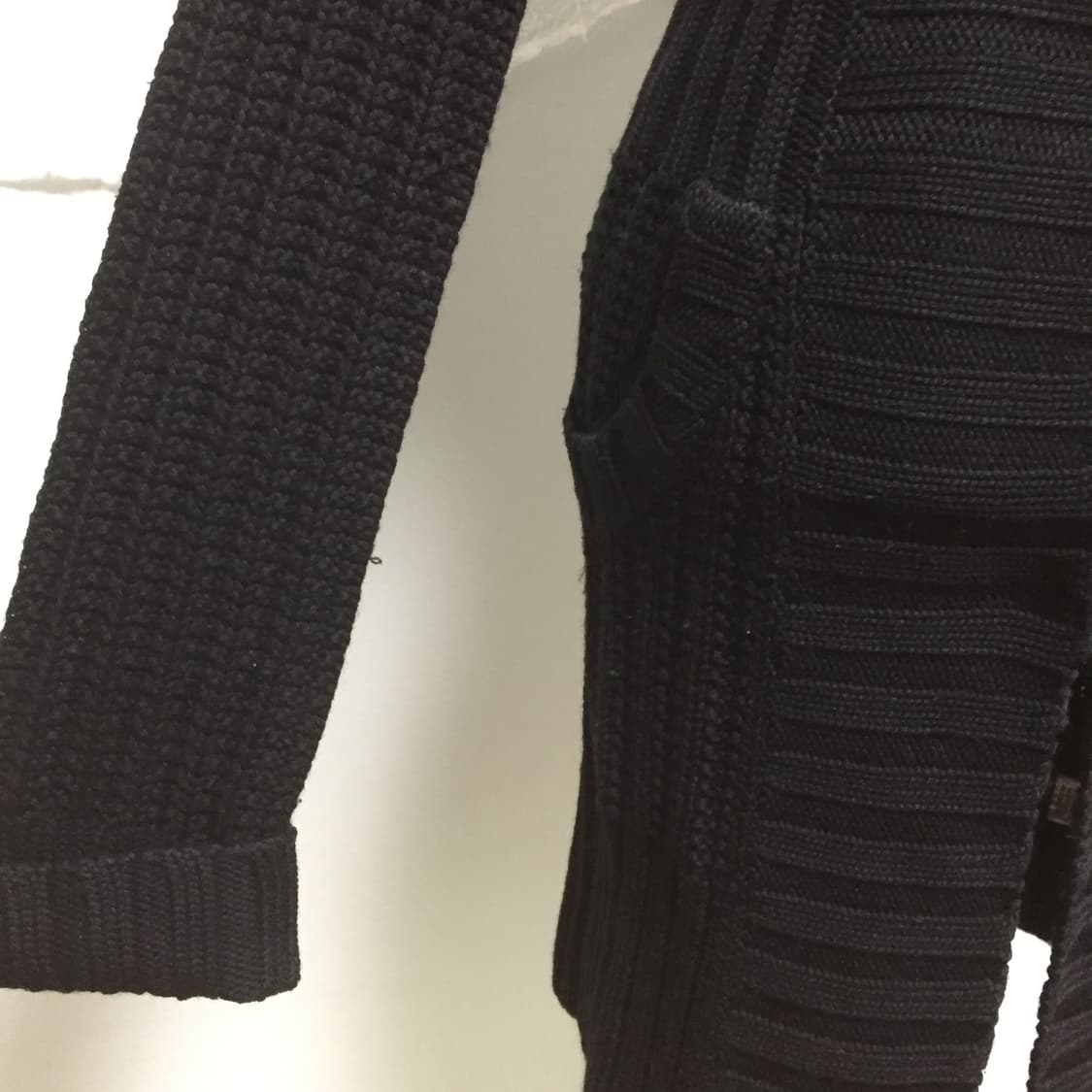 Armani  black button long knit cardigan 상품이미지4