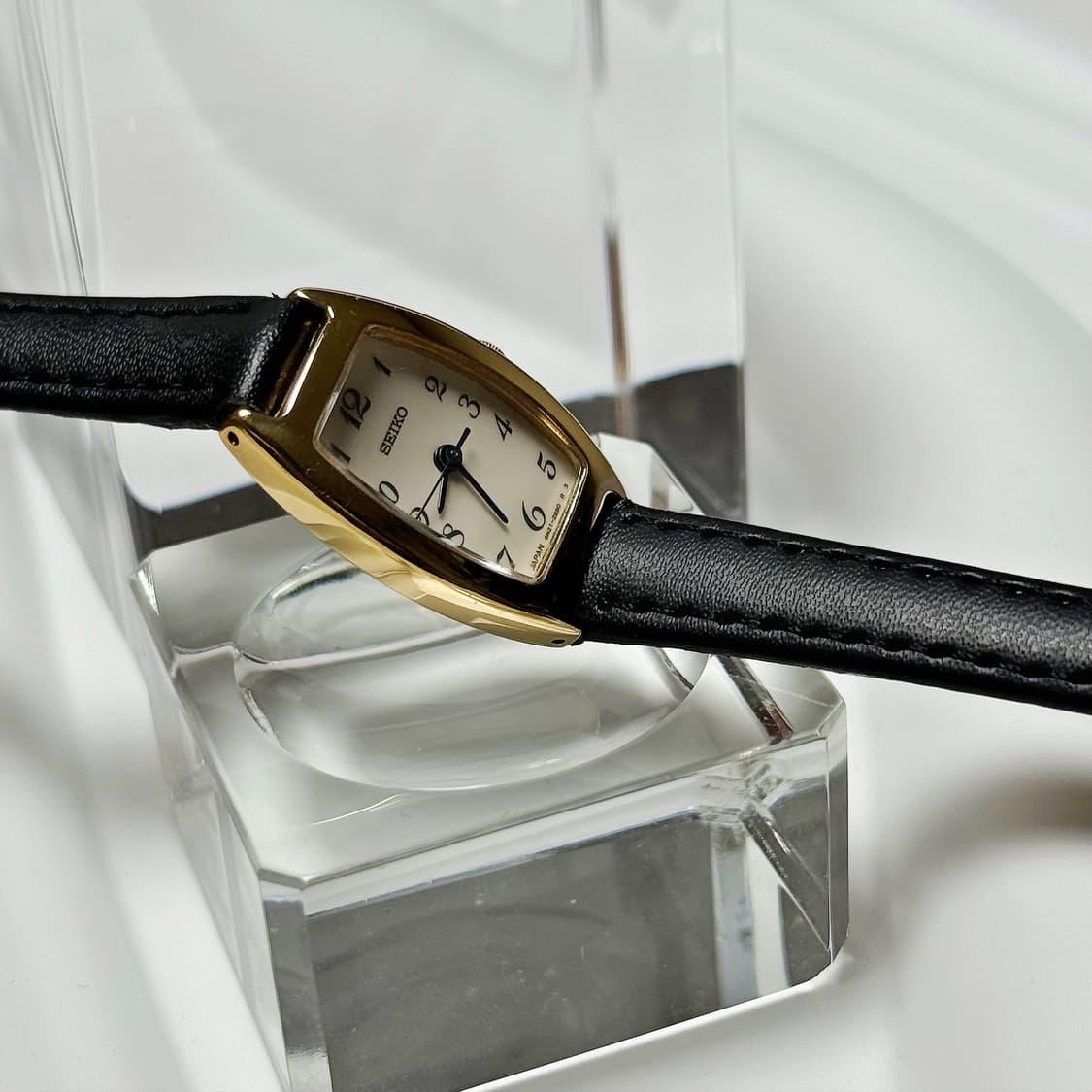 80's90's 빈티지 세이코 블루 핸즈 오벌 토노 워치 상품이미지2