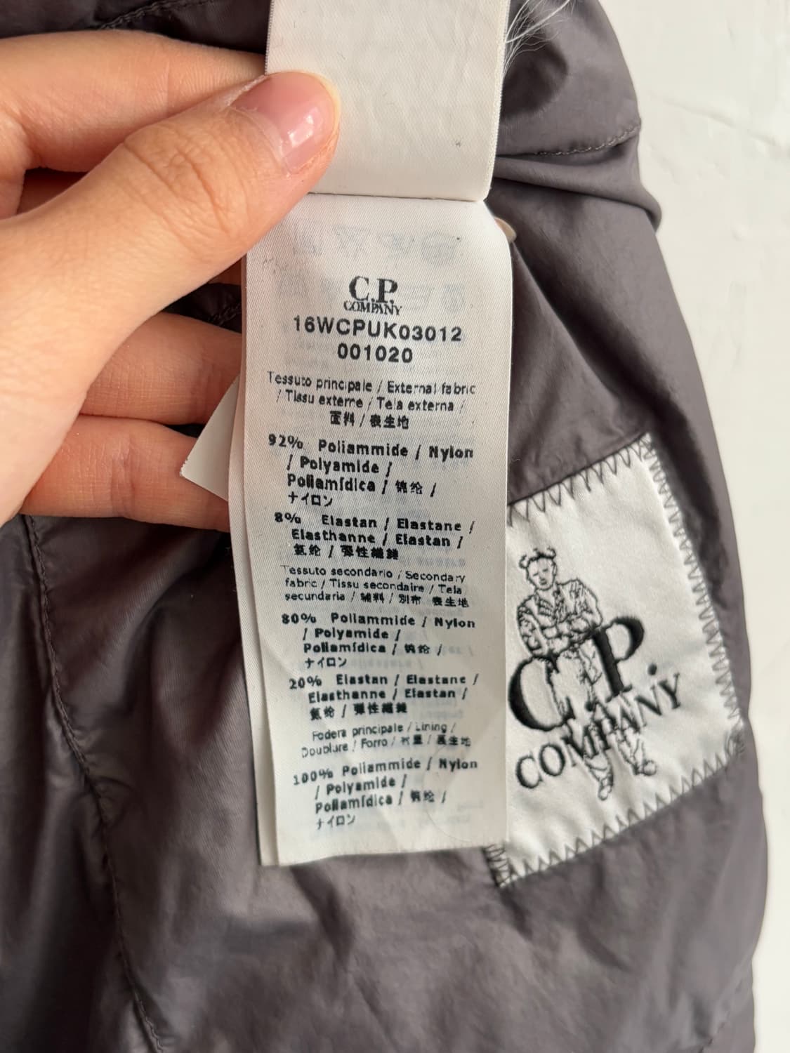 CP 컴퍼니 덕다운 와펜 롱패딩 상품이미지9