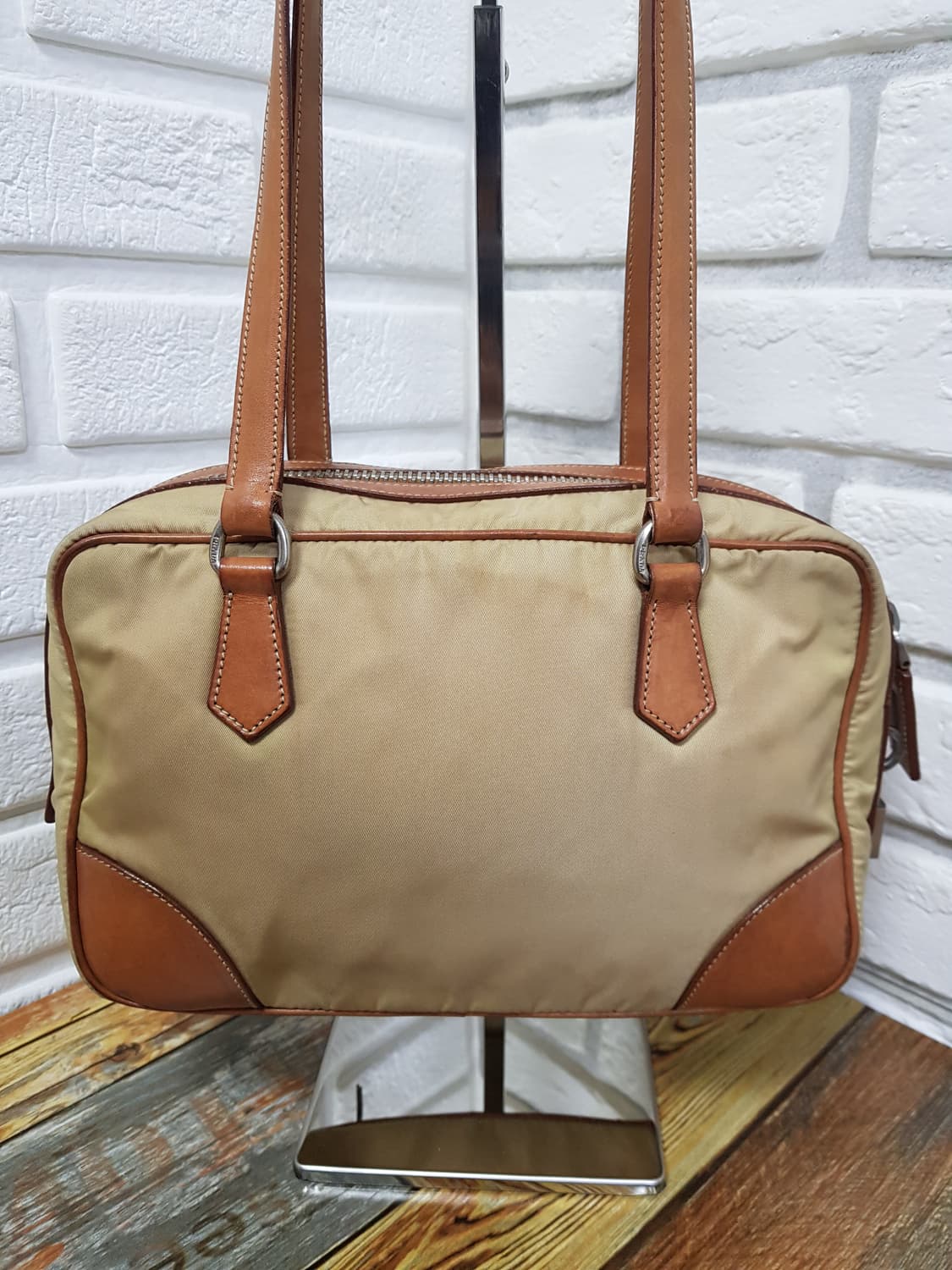 [정품] 프라다 나일론 숄더백 베이지 브라운 상품이미지4