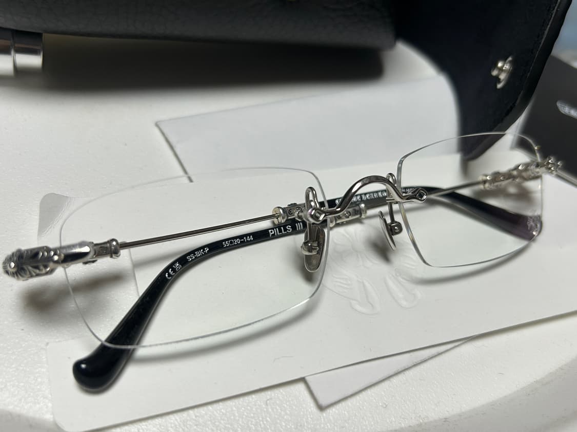 크롬하츠 필스3 샤이니 실버 무테 안경 상품이미지3