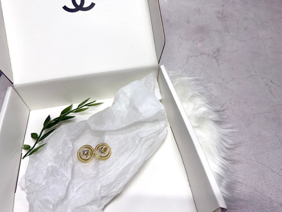 샤넬 진주 포인트 CC 이어링 상품이미지3