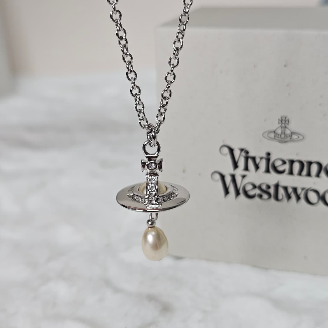 비비안웨스트우드 알렉사 목걸이 새상품 상품이미지1