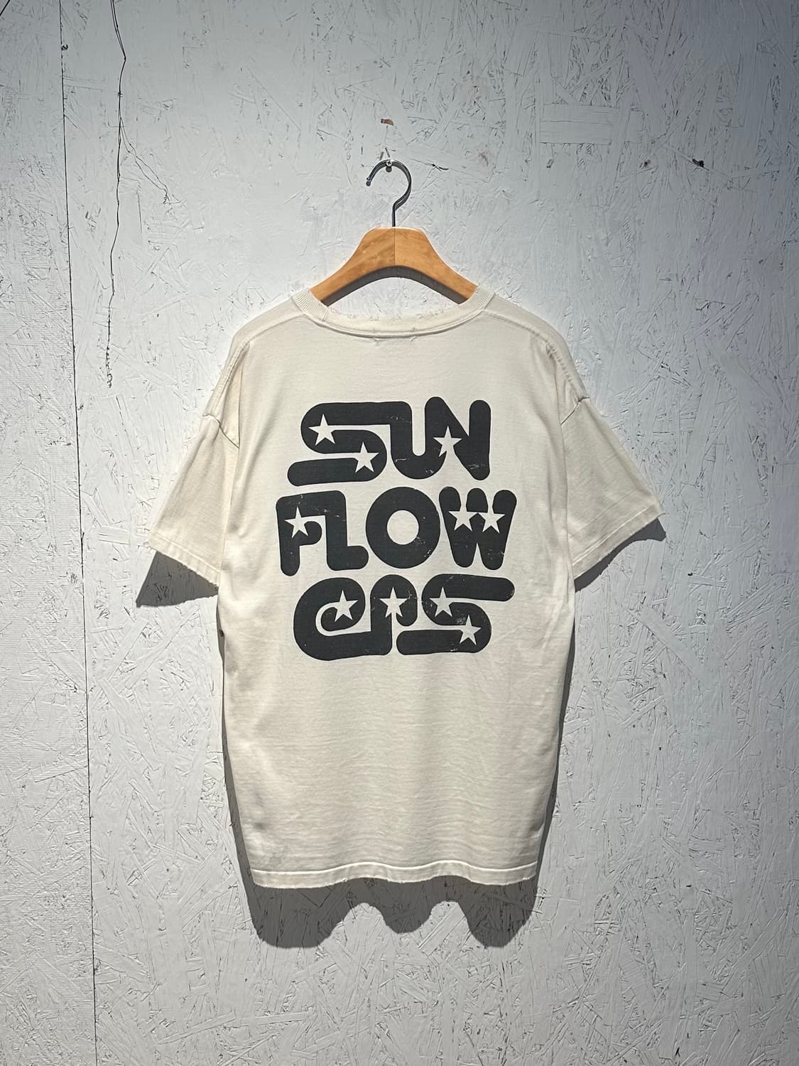 Sunflowers Sun Faded Rouded Star T 상품이미지3