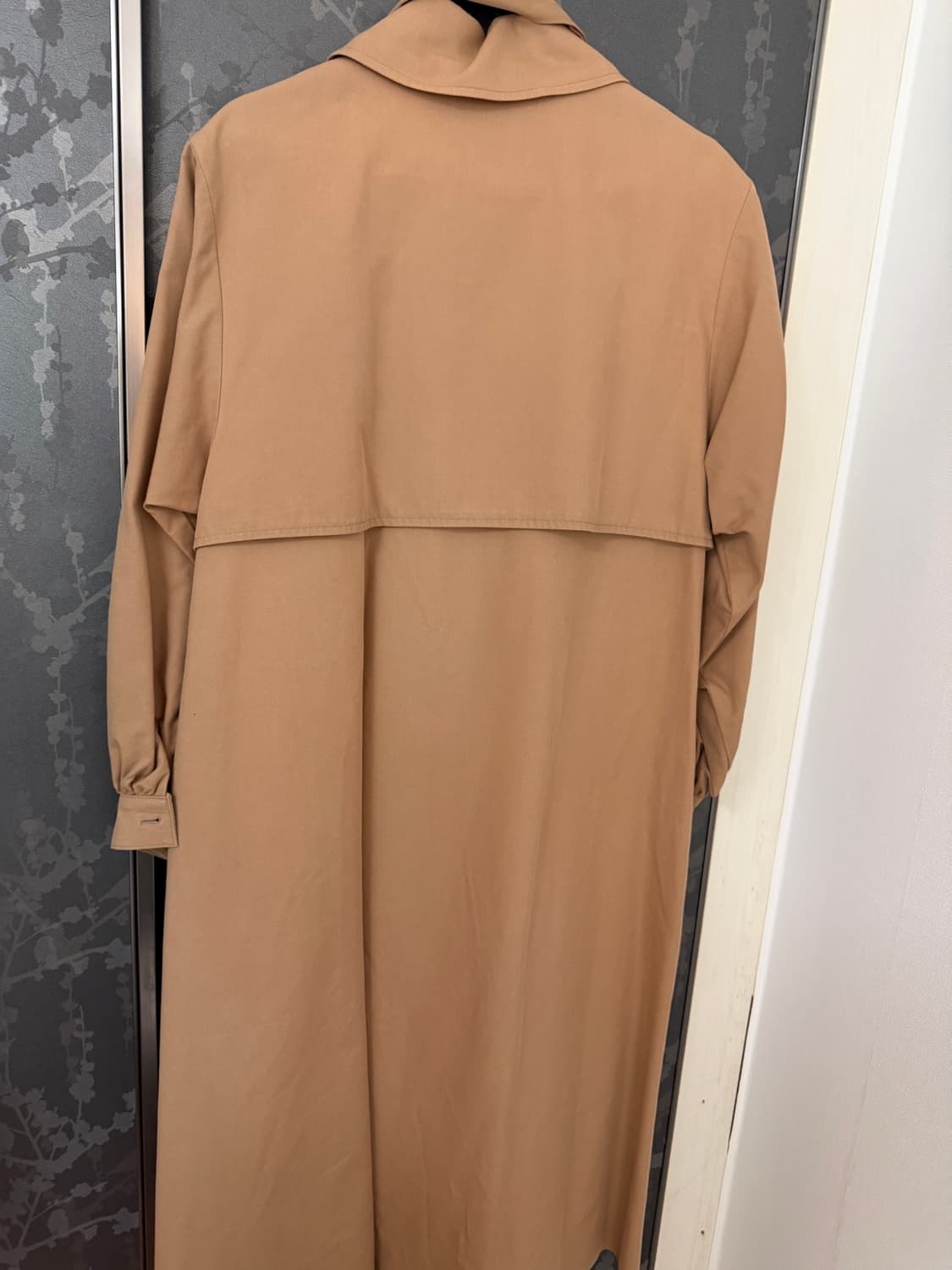 akro 아크로 트렌치코트 수지착용 상품이미지10