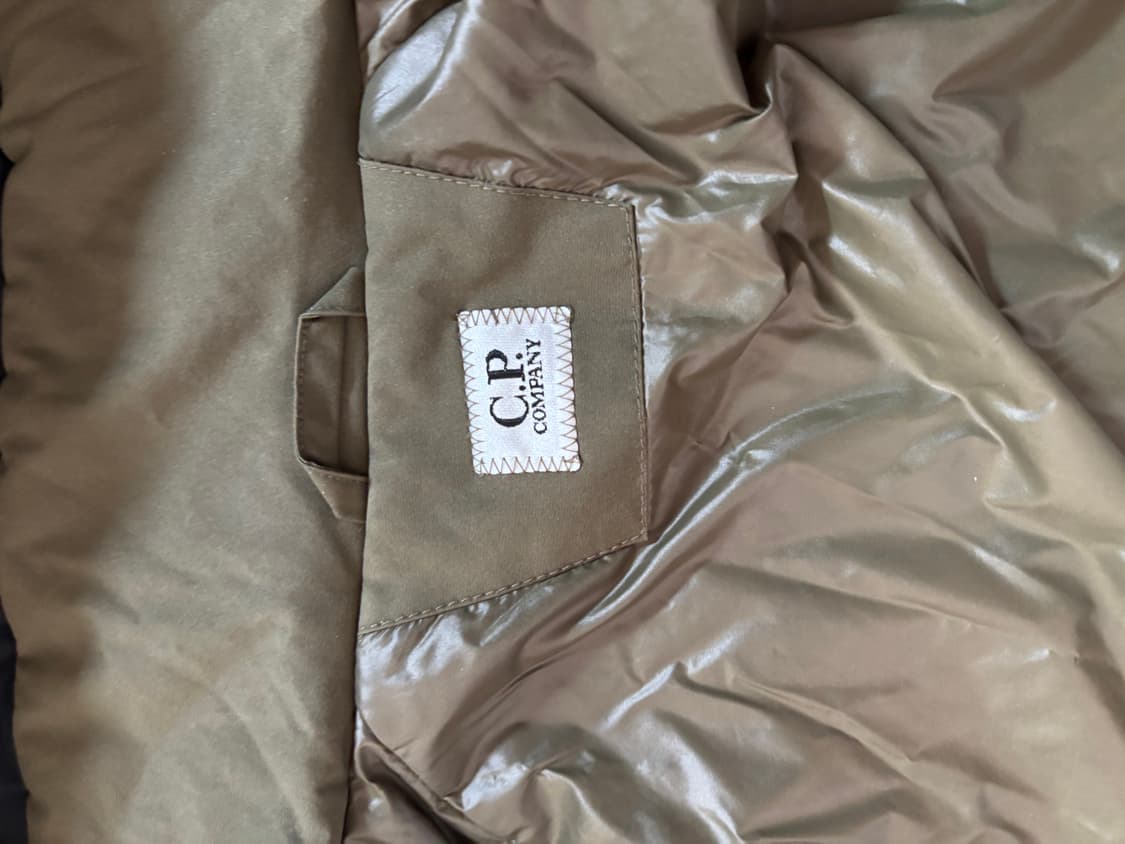 Cp컴퍼니 프로텍 바람막이 상품이미지5