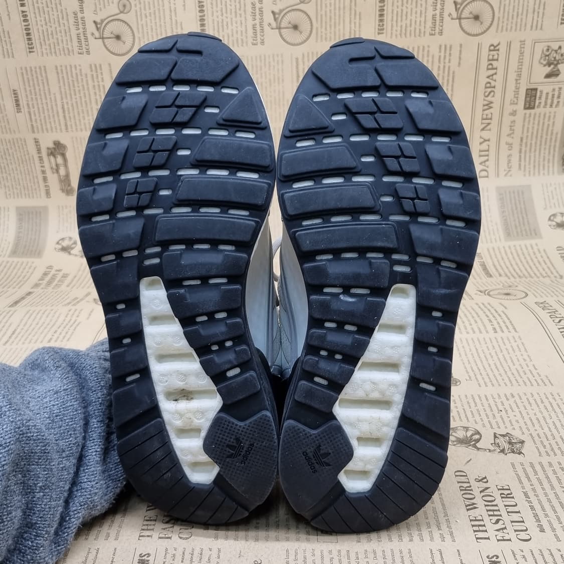 아디다스 ZX 2K 부스트 운동화 235 상품이미지3