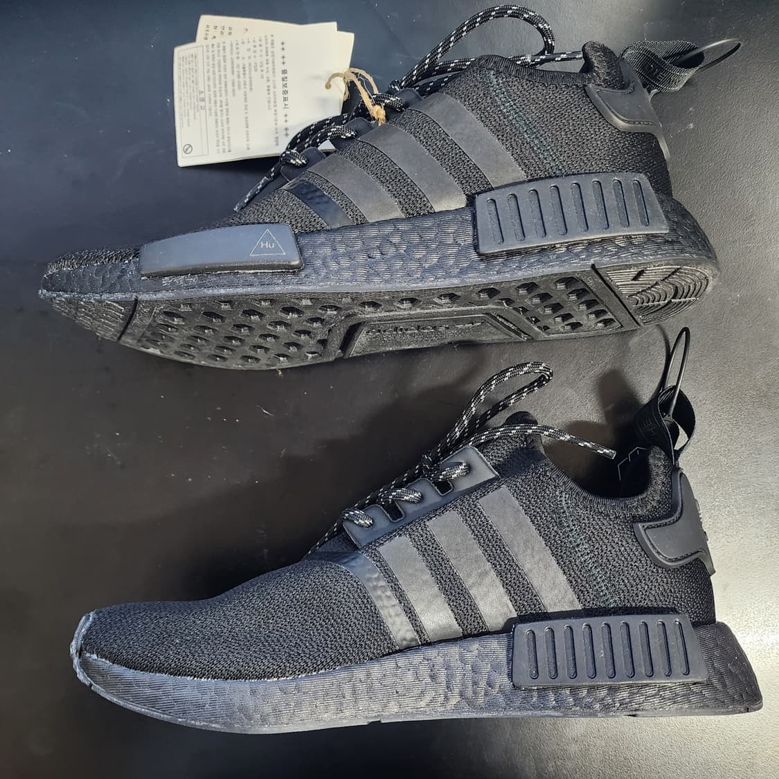 [250] 아디다스 퍼렐 윌리엄스 NMD R1 블랙퓨처 노마드 상품이미지6