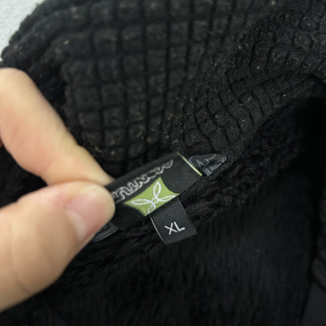 몬츄라 검정색 플리스 자켓 XL 상품이미지3