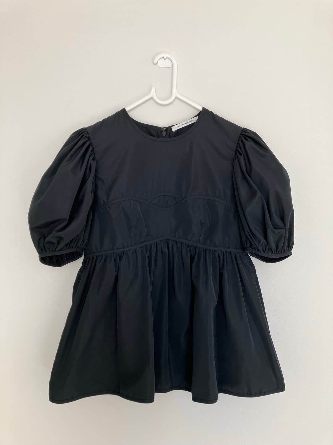 세실리아반센 탑 상품이미지1