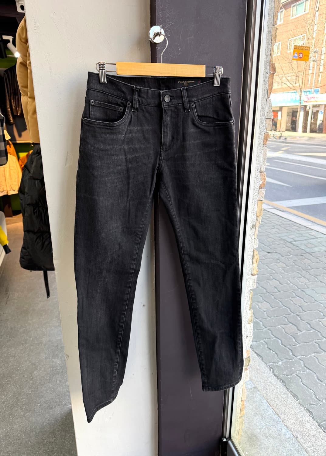 46/ 돌체앤가바나 백로고 패치 슬림핏 팬츠 상품이미지2