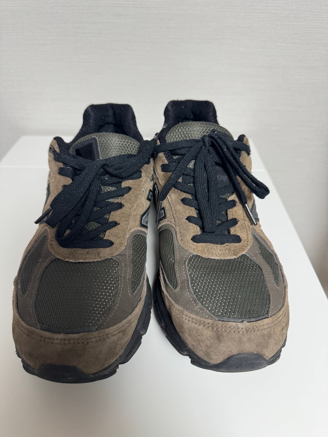 뉴발란스 990v4 밀리터리그린 US10 상품이미지10