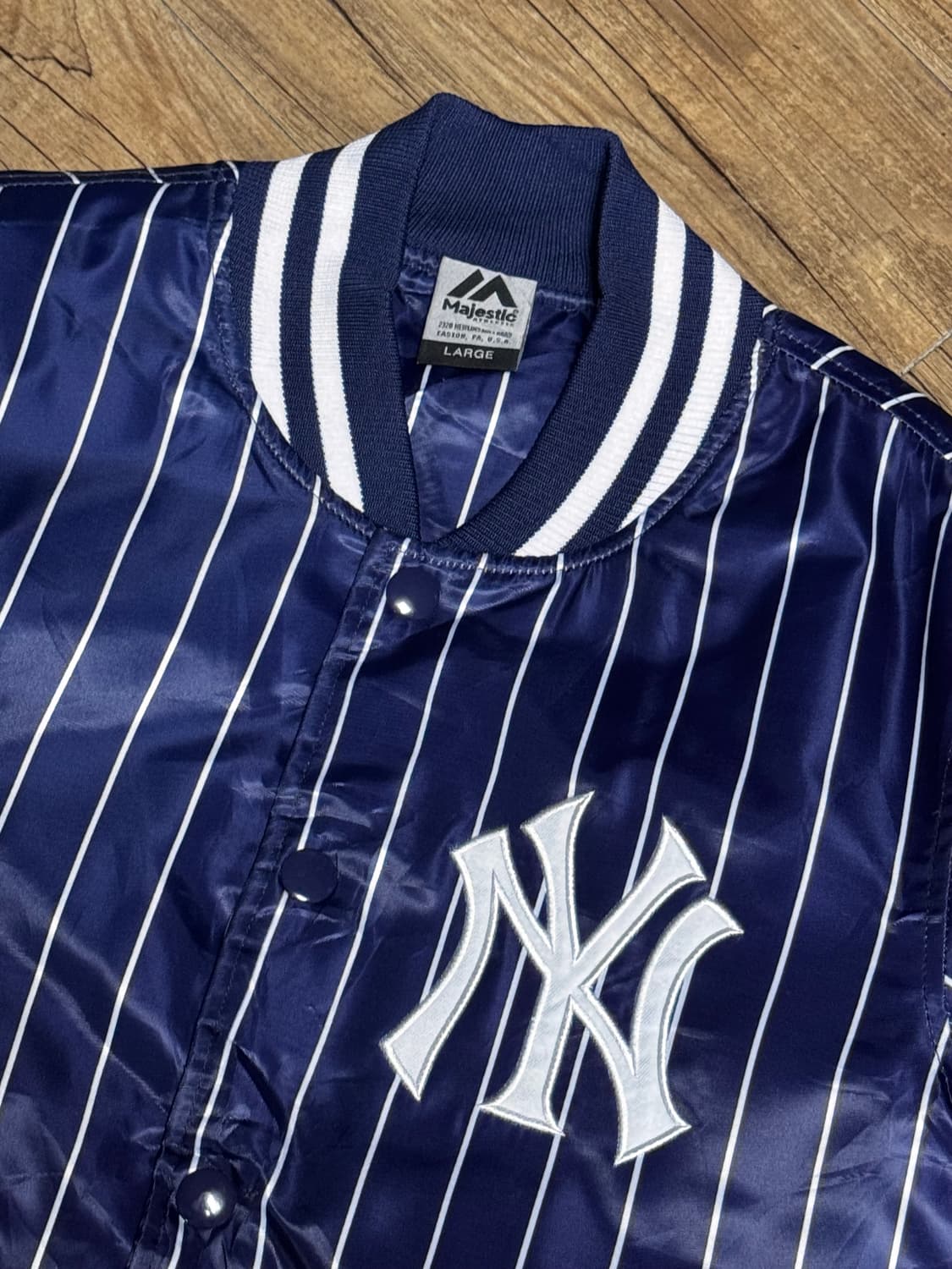 [L] 마제스틱 뉴욕 양키스 스트라이프 야구 점퍼 상품이미지5