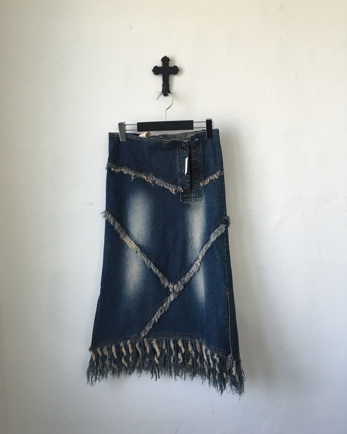 Lace up fringe denim skirt 상품이미지1