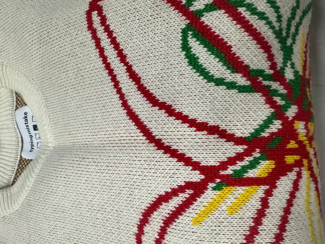 타이핑 미스테이크 러브 픽셀 니트 아이보리 상품이미지4