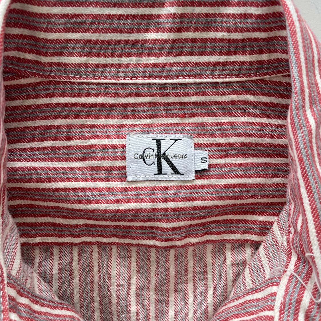 캘빈클라인 레드 스트라이프 크롭 데님 집업 자켓 상품이미지9