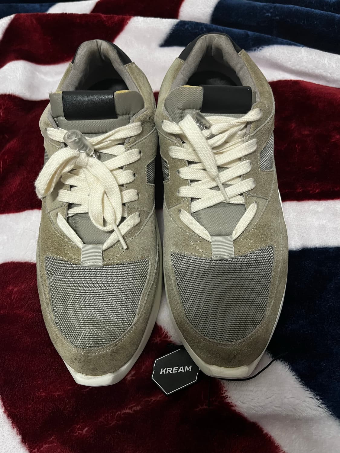 에센셜 피어오브갓 디스턴스 스니커즈 41(270) 상품이미지2