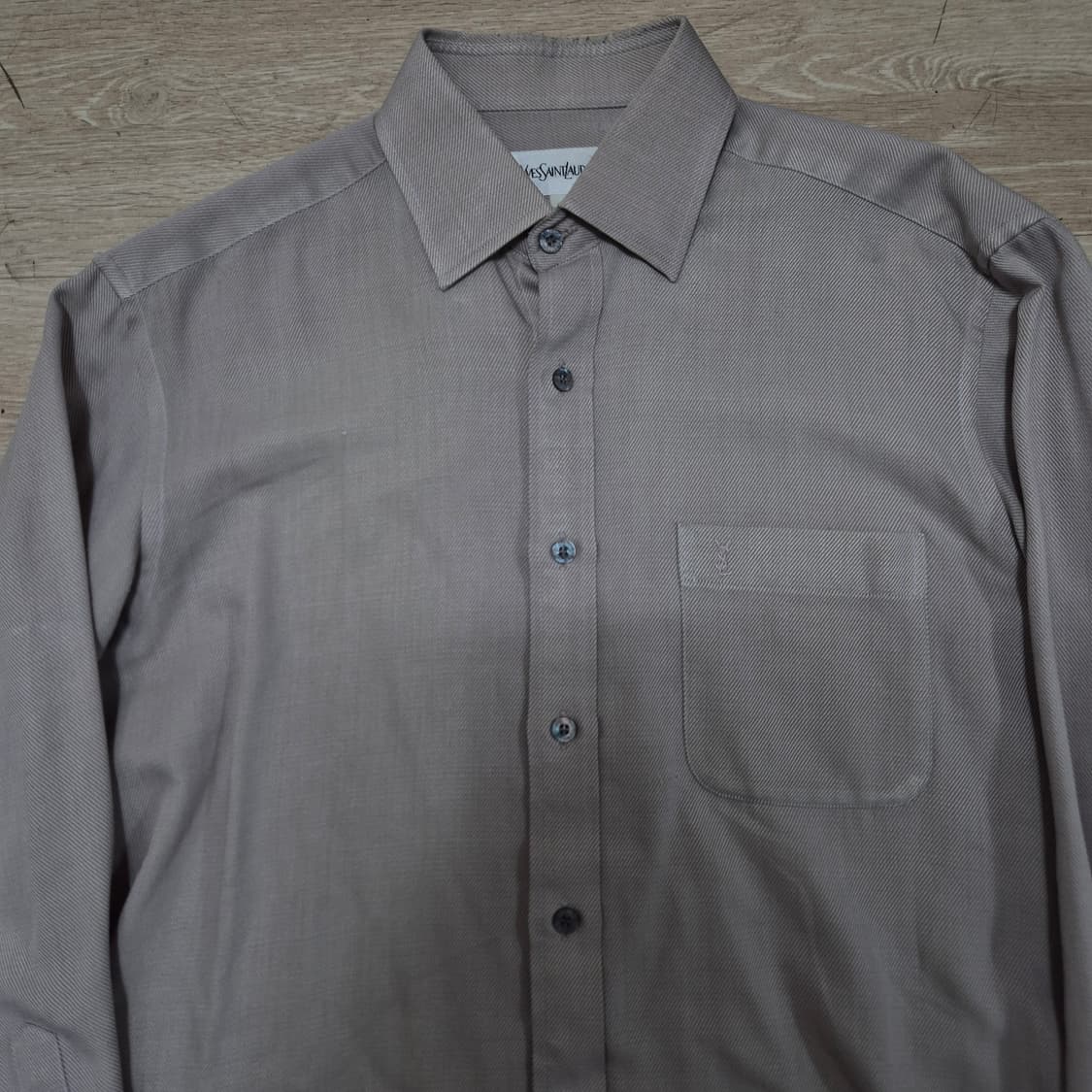 입생로랑 클래식 미니멀 포켓 솔리드 셔츠 S(90) 상품이미지2