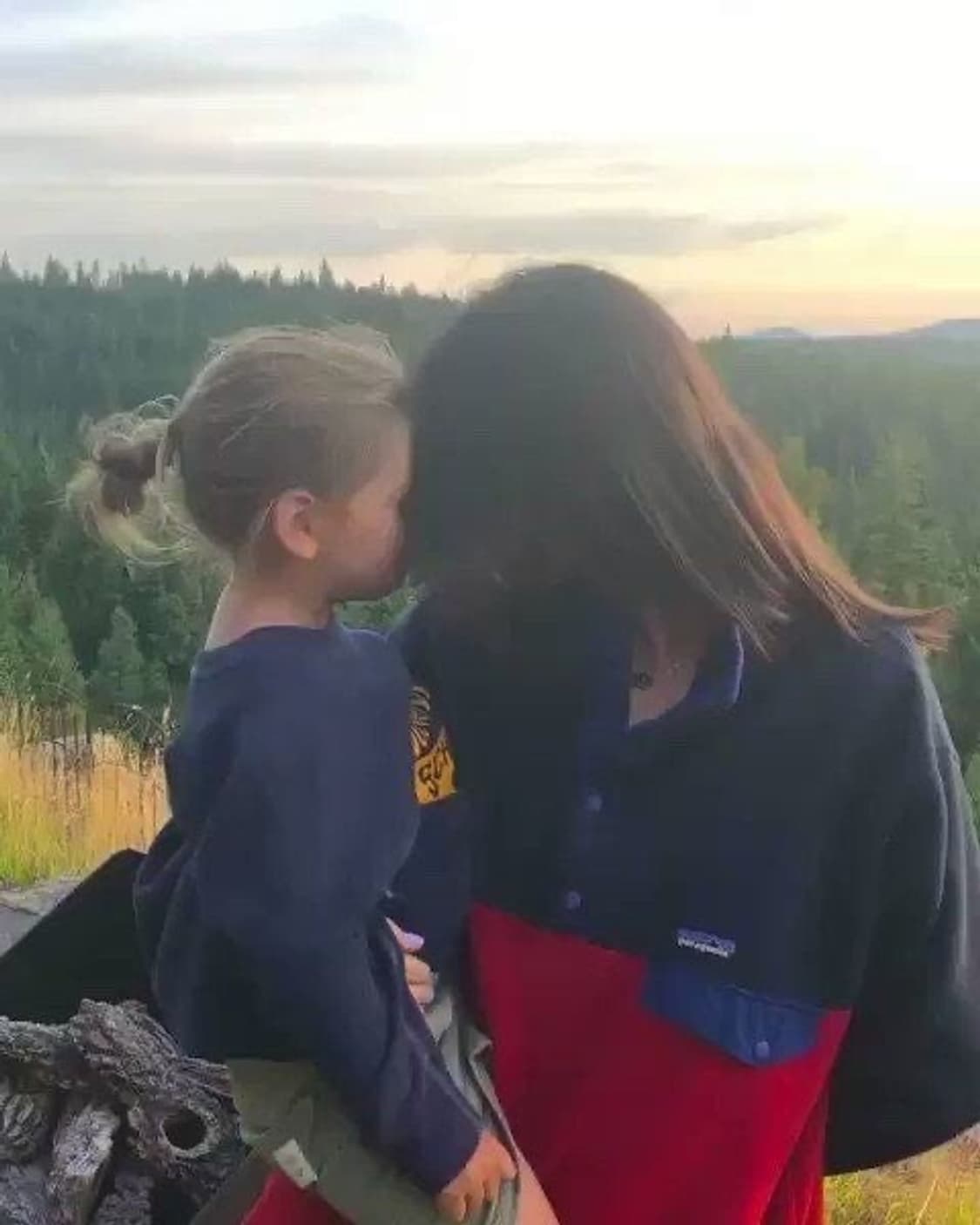 파타고니아 켄달제너 신칠라 L사이즈 상품이미지1