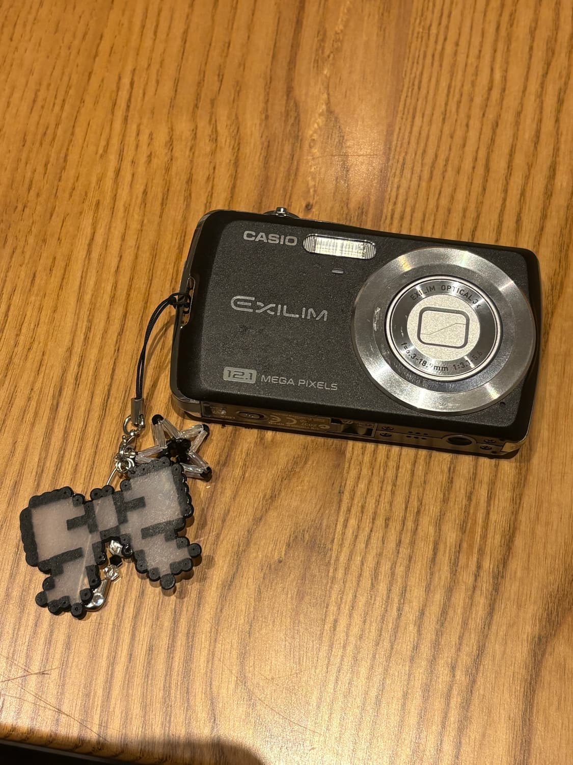 카시오 엑슬림 ex-z35 블랙 뽀샤시 뽀용 인물 상품이미지1