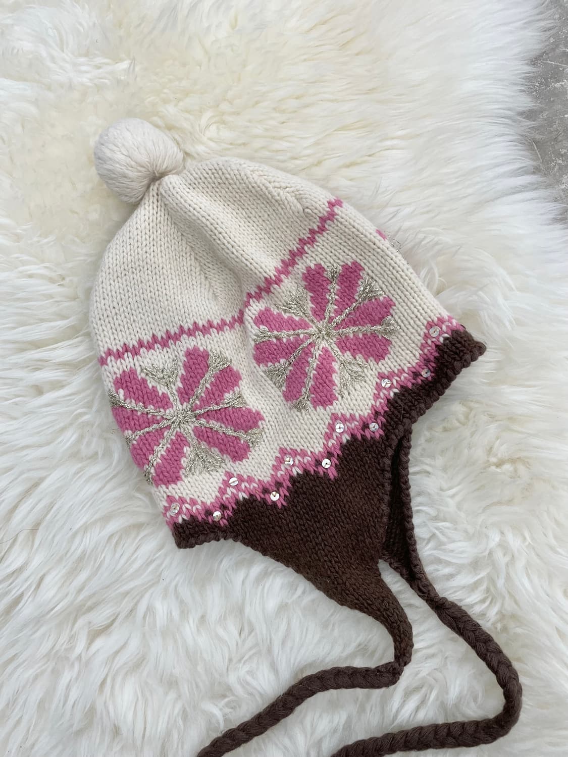 초코딸기 노르딕 방울 이어플랩 비니 상품이미지5