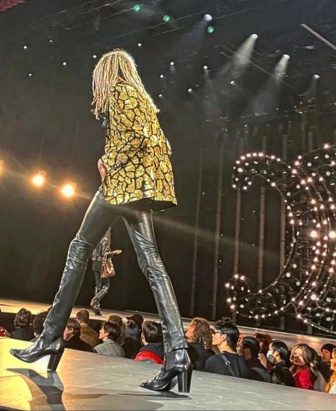 셀린느 23aw wiltern 첼시부츠  상품이미지2