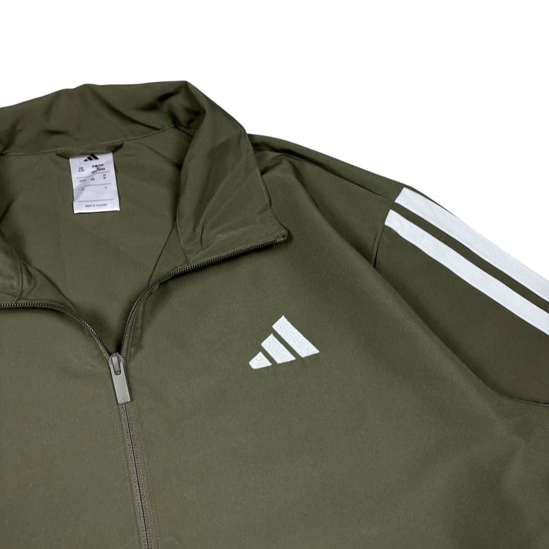 아디다스 카키컬러 바람막이 상품이미지2