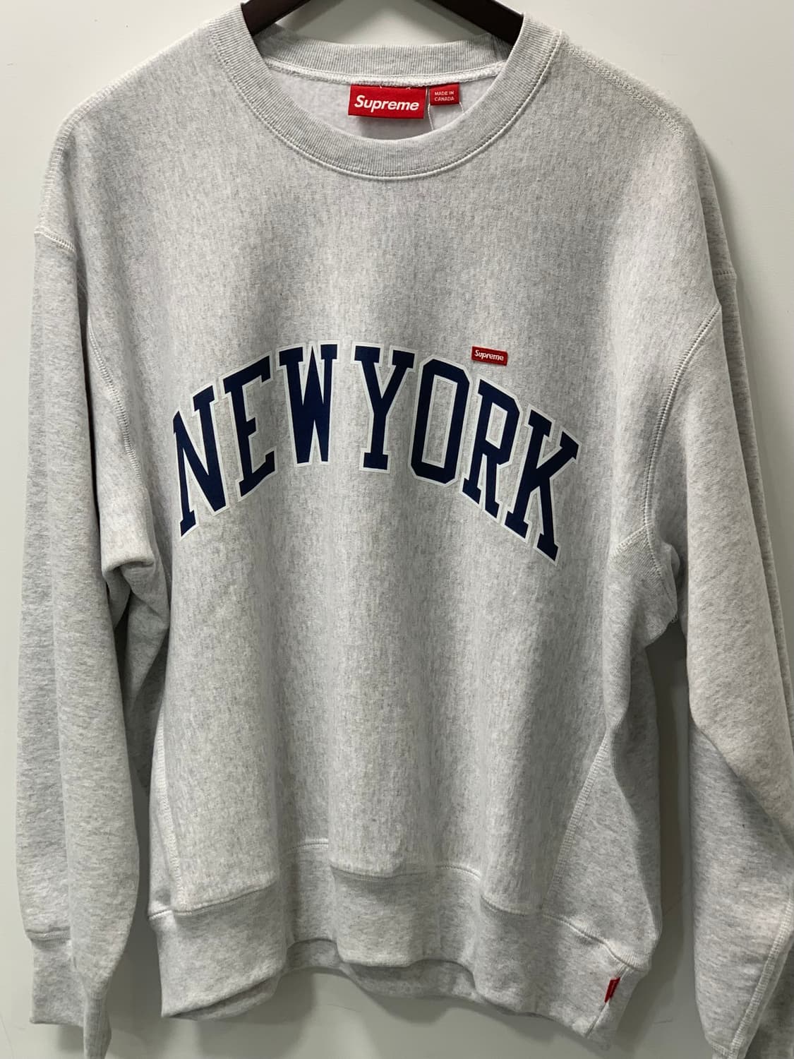 Supreme New York Arc Logo Crewneck 상품이미지1