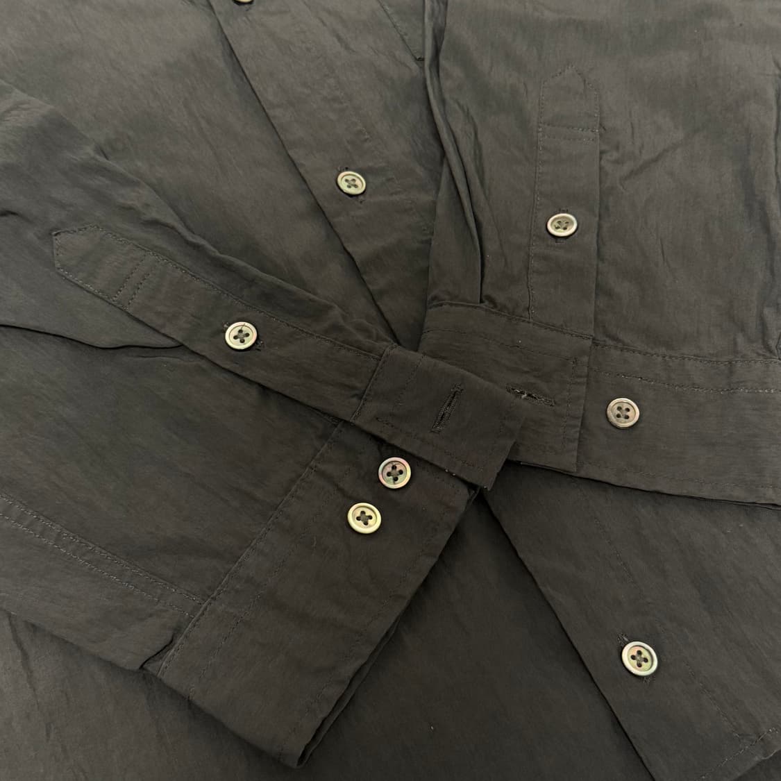 해칭룸 크롭 셔츠 상품이미지2