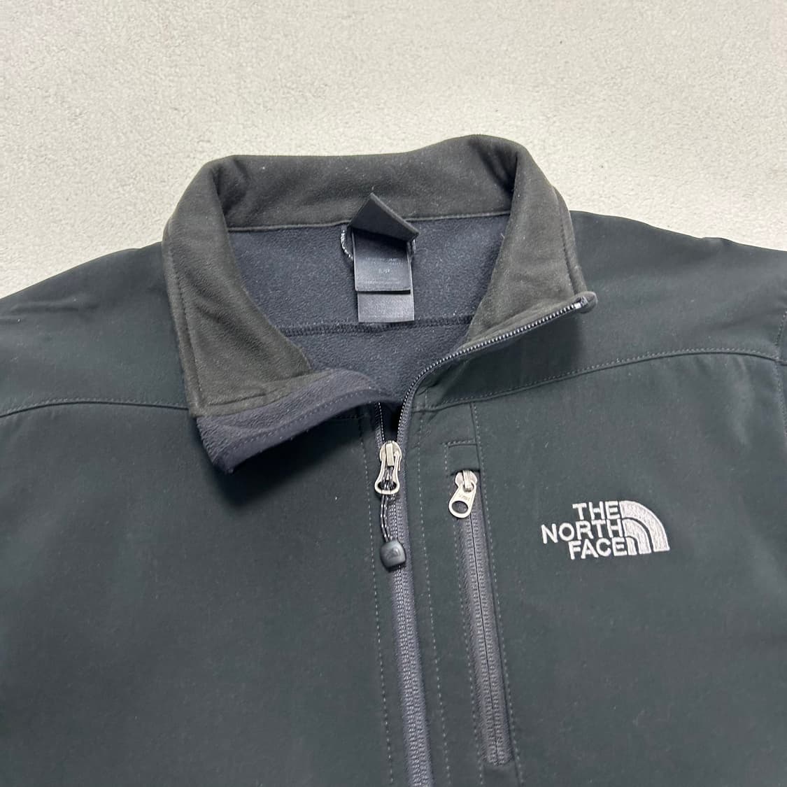 The North Face Softshell Windbreaker  상품이미지5