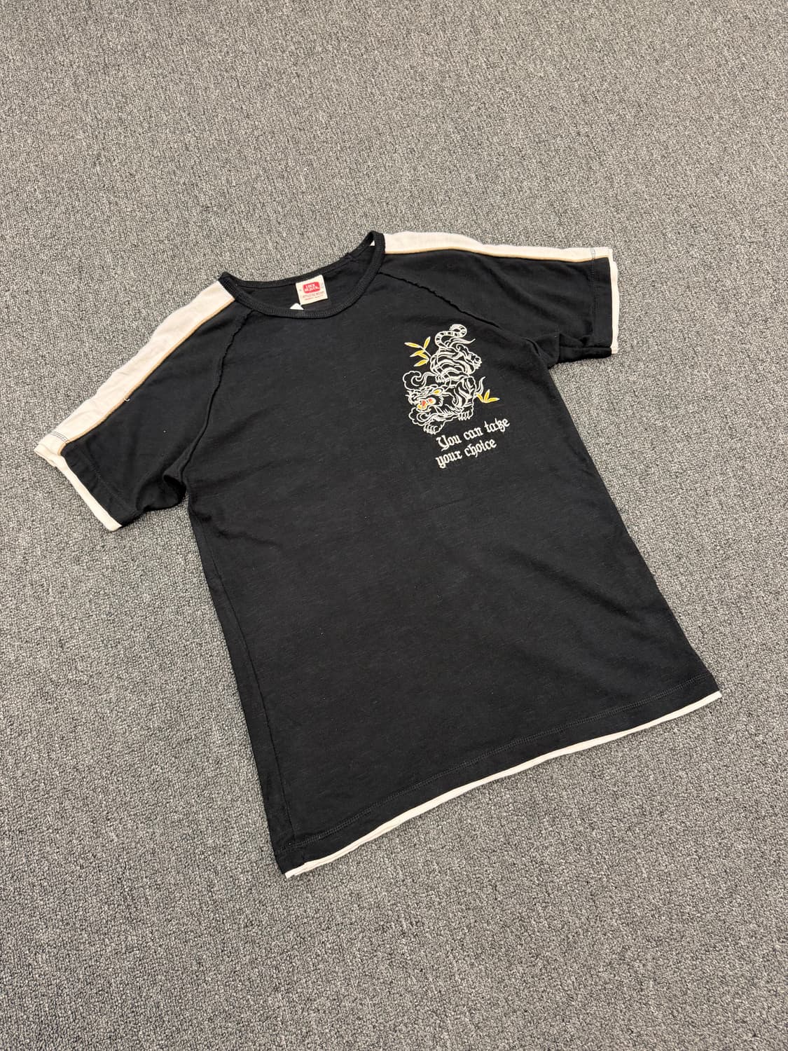 M) Lock Heaven 빈티지 호랑이 자수 반팔 티셔츠 상품이미지1