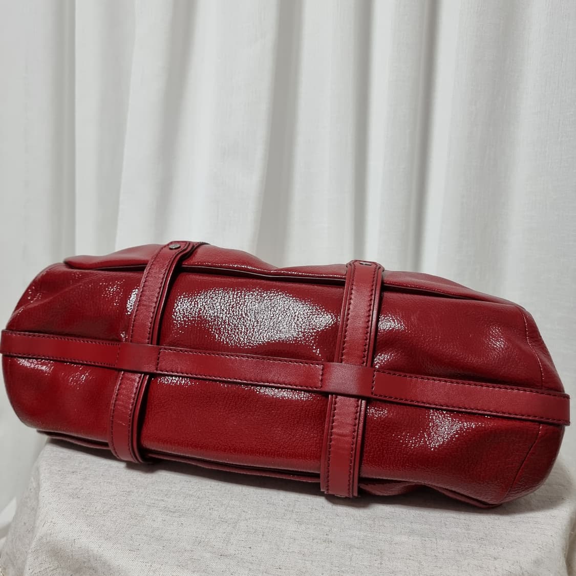 셀린느 레드 에나멜 가죽 토트백 (사이즈 넉넉함) 상태양호 상품이미지8