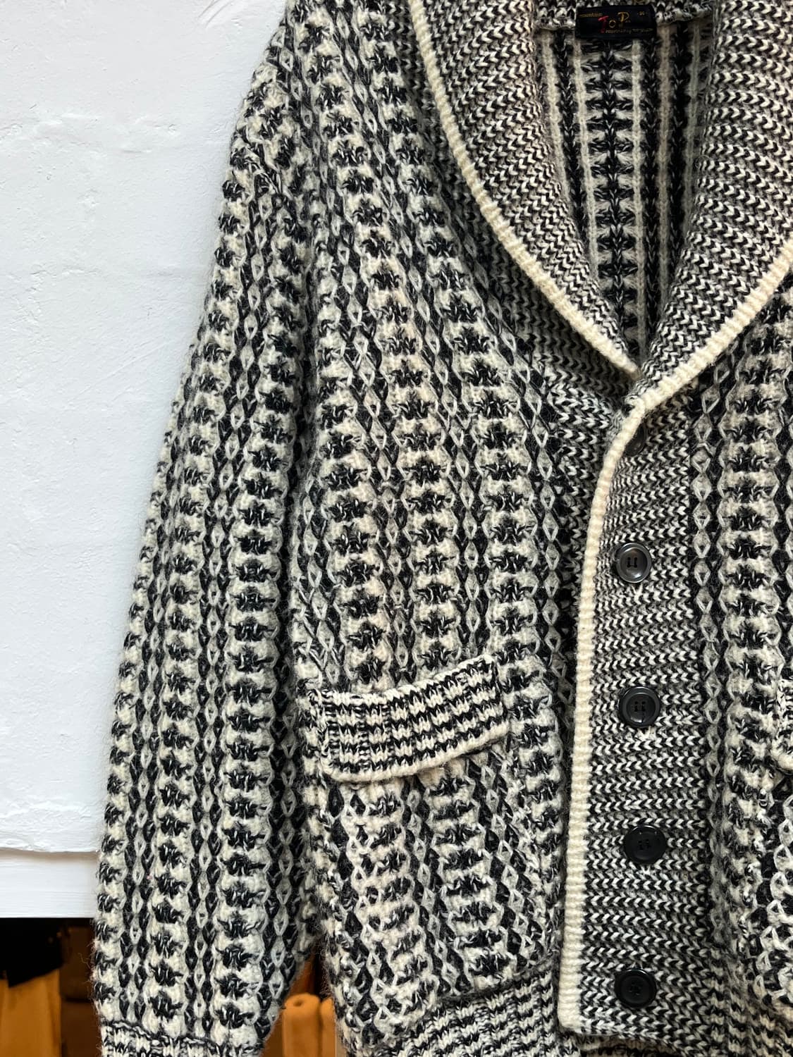 Top 블랙 앤 화이트 숄 칼라 트위드 울 가디건 M 상품이미지4