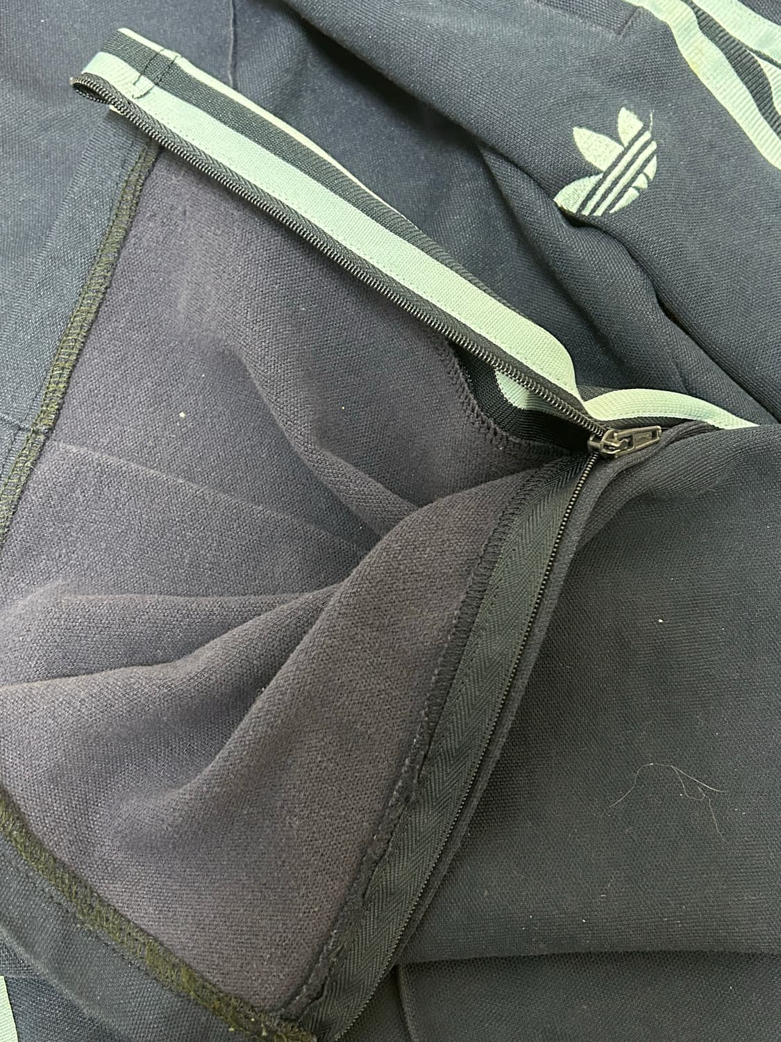 아디다스 베켄바우어 네이비 스카이블루 와이드 트랙팬츠 상품이미지5