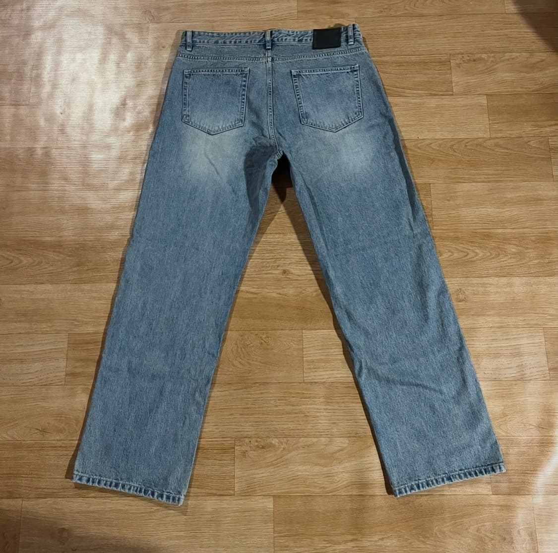 [36] 질스튜어트 25fw 연청바지 상품이미지4