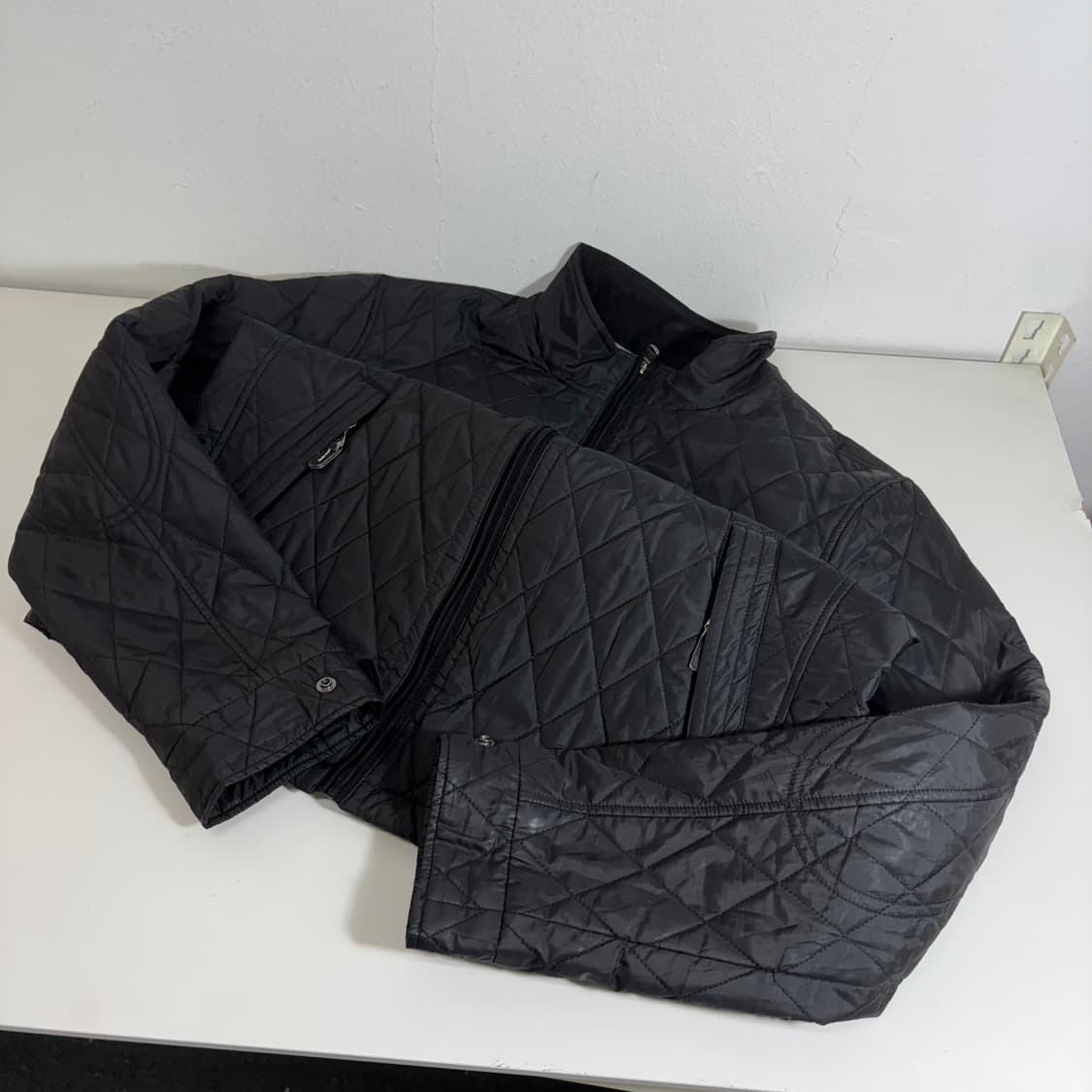 100 M-L 빈폴 블랙 기본로고 폴리충전재 가벼운 누빔점퍼 상품이미지2