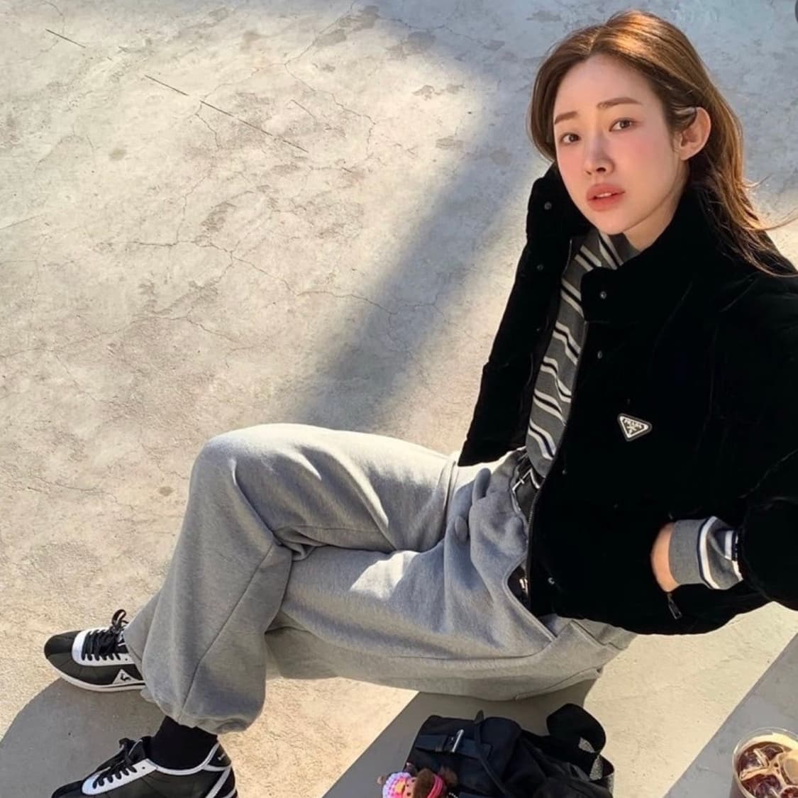 프라다 벨벳 패딩 38 (신세계 센텀 구매) 상품이미지8