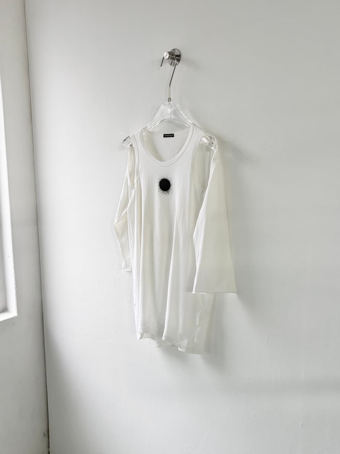 앤 드뮐미스터 06ss 컷아웃 티셔츠 상품이미지4