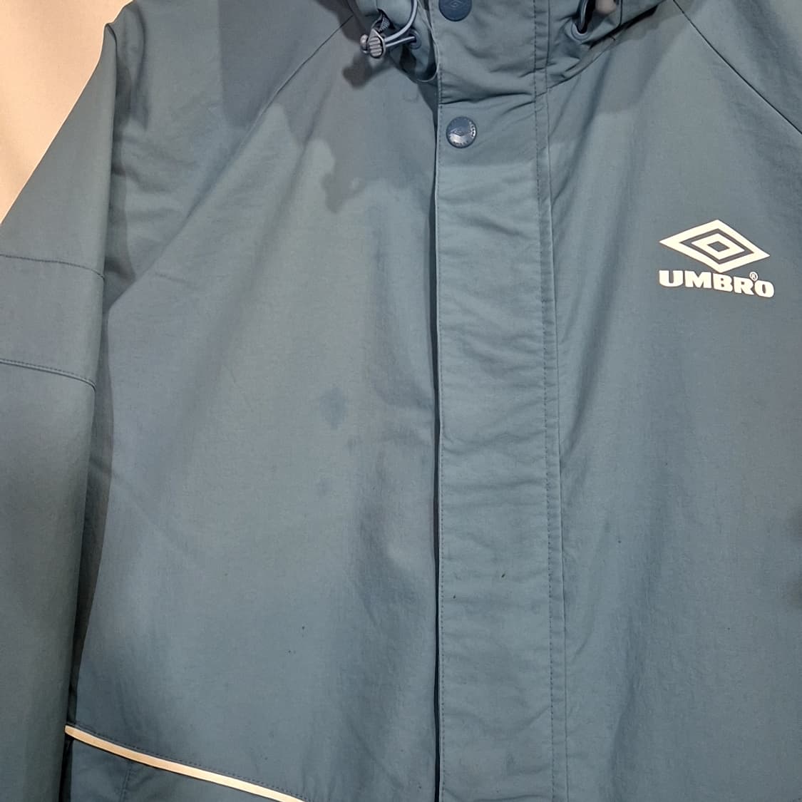 Umbro 엄브로 신형 후드 바람막이 상품이미지3