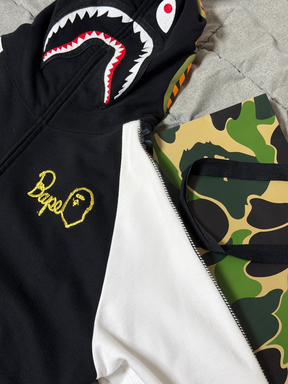 베이프 후드집업 상품이미지1